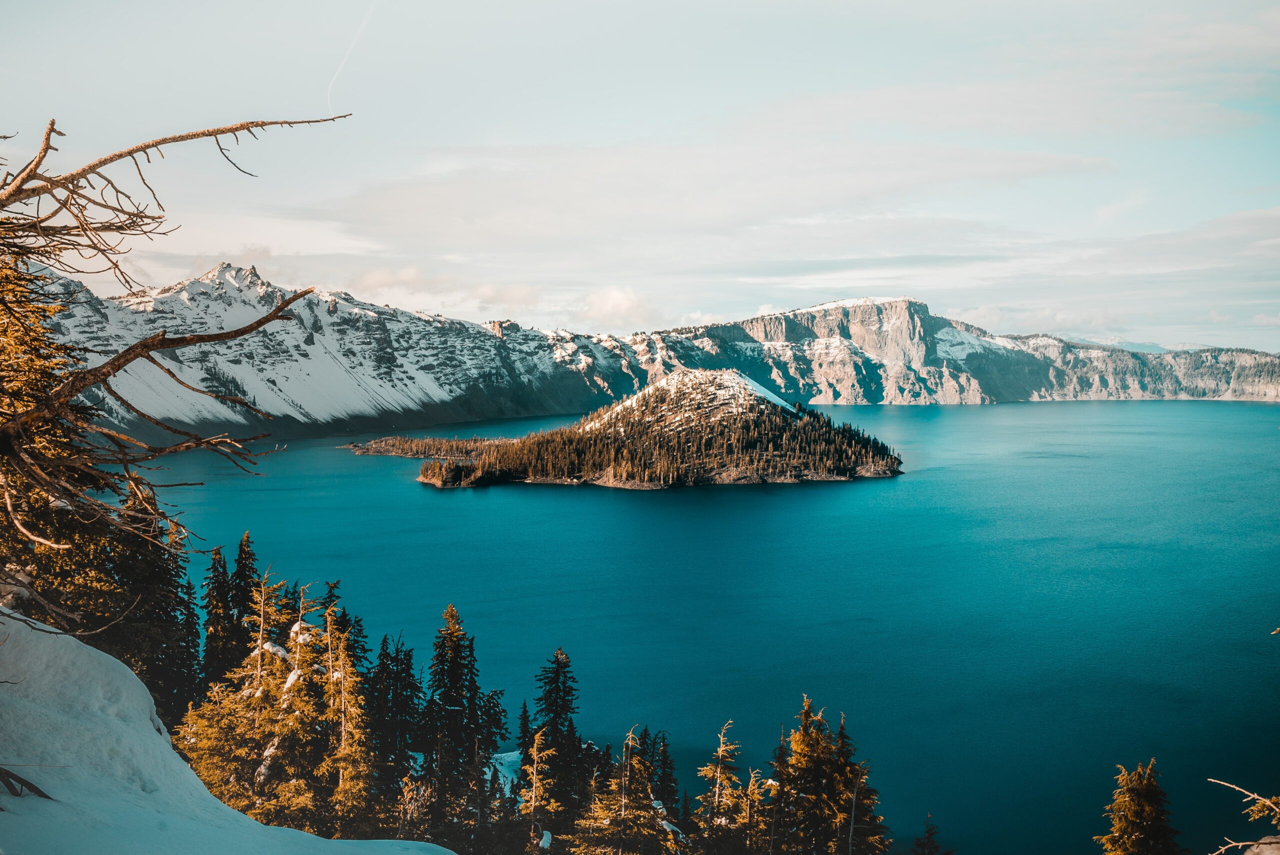 Can You Drive an RV Around Crater Lake?